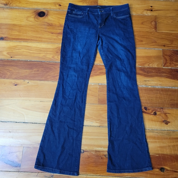 Joe's Flare Jeans Like new ! - Picture 1 of 6